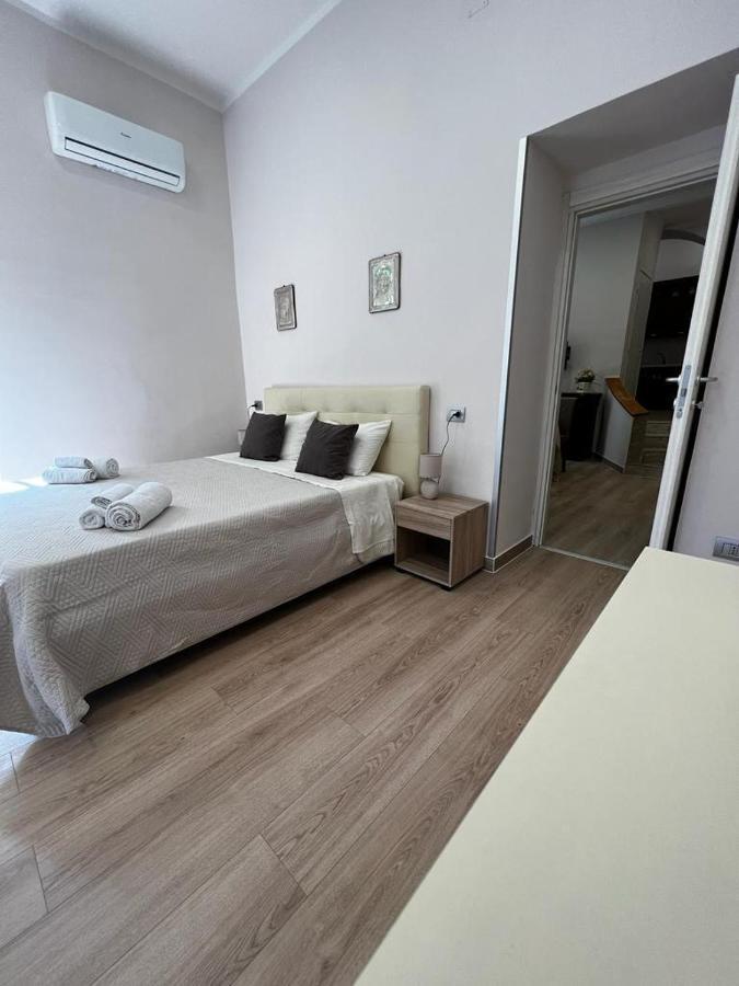 A Casa E Mamma' Appartement Napels Buitenkant foto