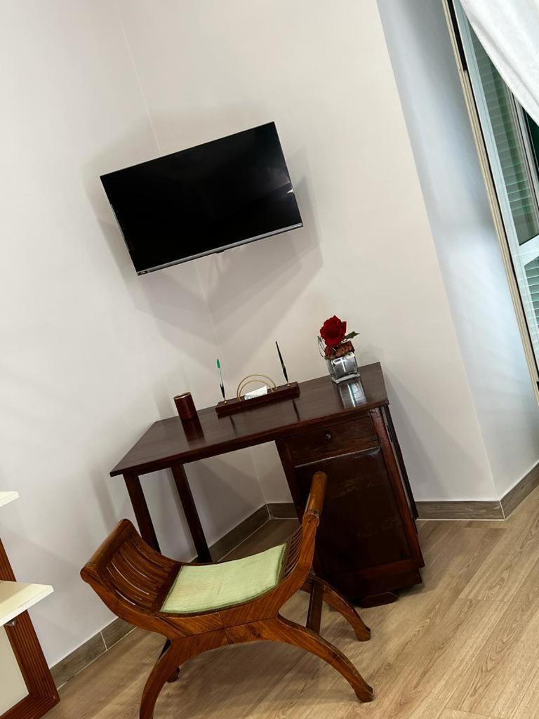 A Casa E Mamma' Appartement Napels Buitenkant foto